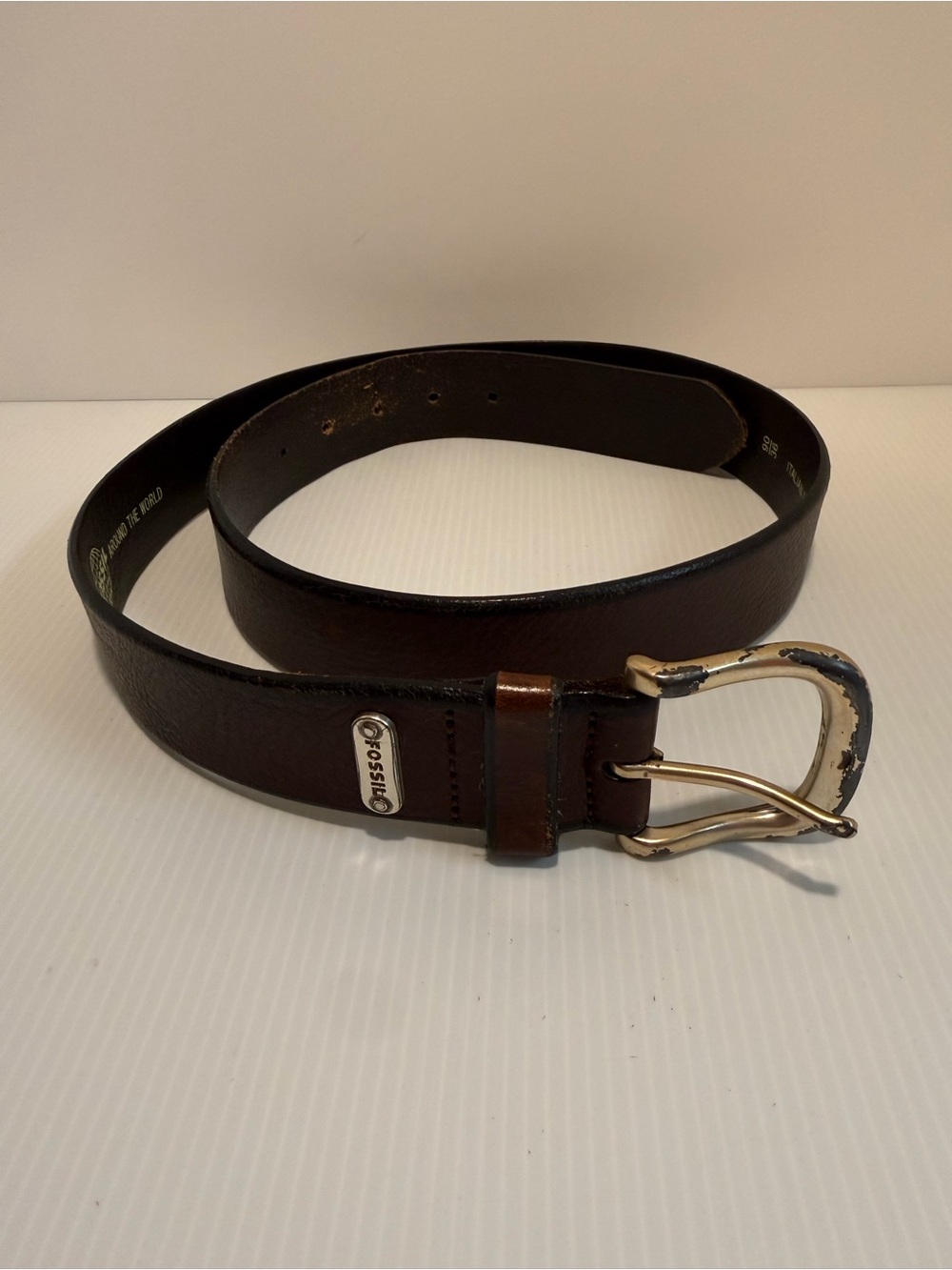Fossil Dark Brown Leather Men's Belt with Gold-Tone Buckle